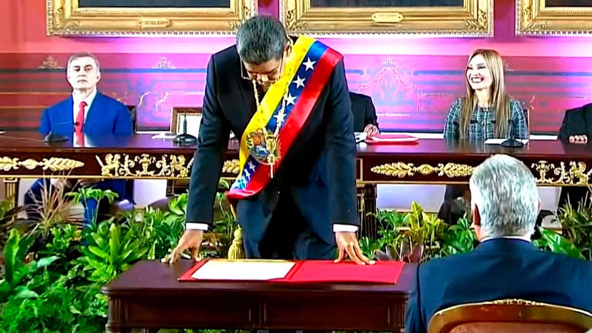 Enero 2025 (10-01-25) Maduro se proclama presidente de Venezuela