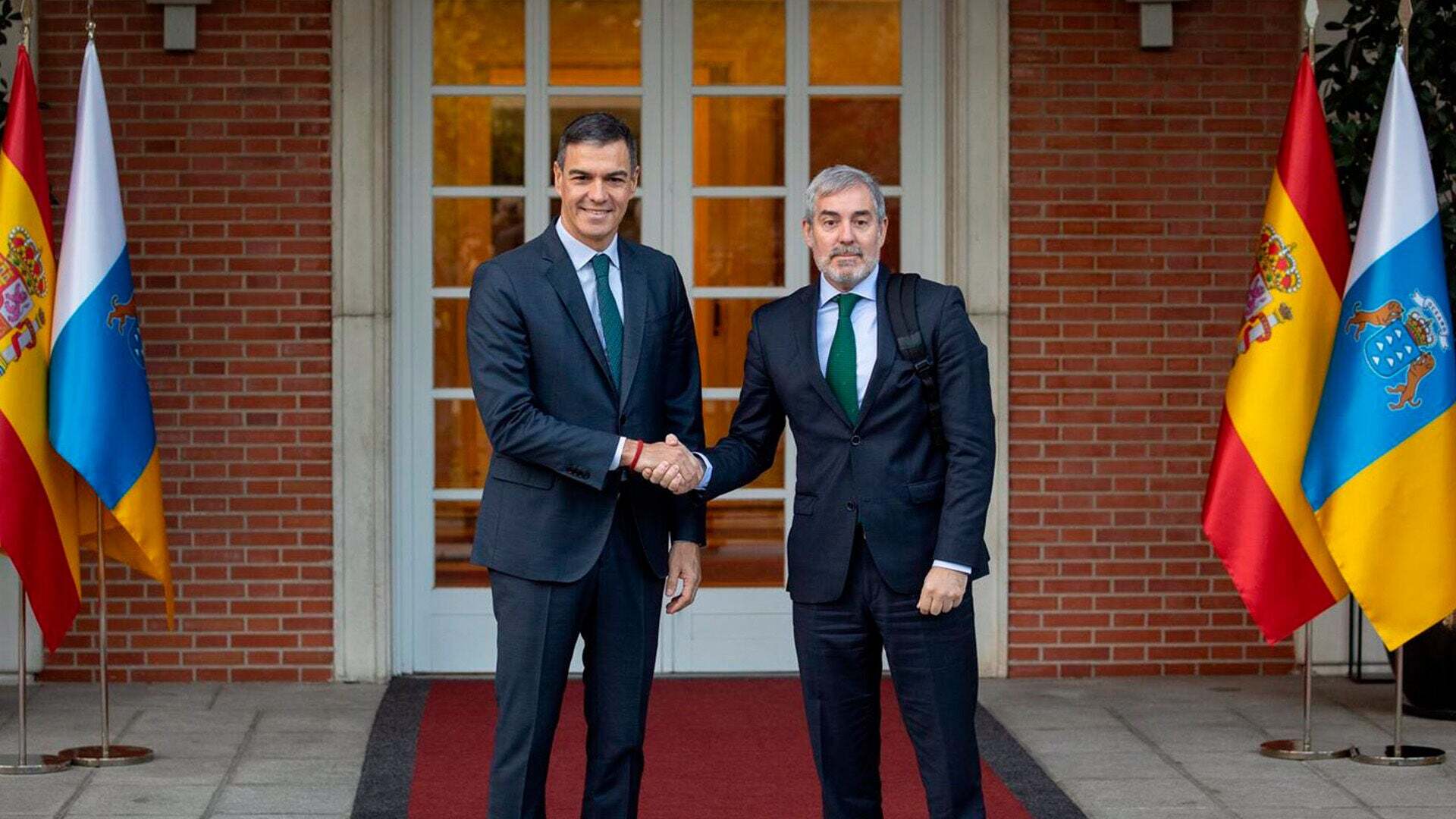 Octubre 2024 (10-10-24) El presidente de Canarias reclama a Pedro Sánchez un “tratamiento singular” para afrontar la emergencia migratoria