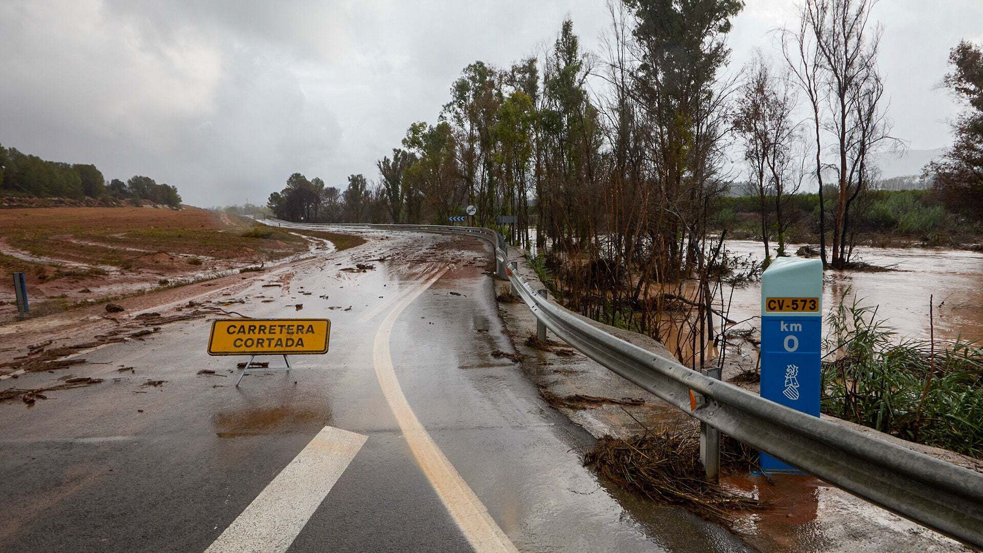 Octubre 2024 (29-10-24) Inundaciones provocadas por la DANA: Hay 4 desaparecidos en Letur y uno en Valencia