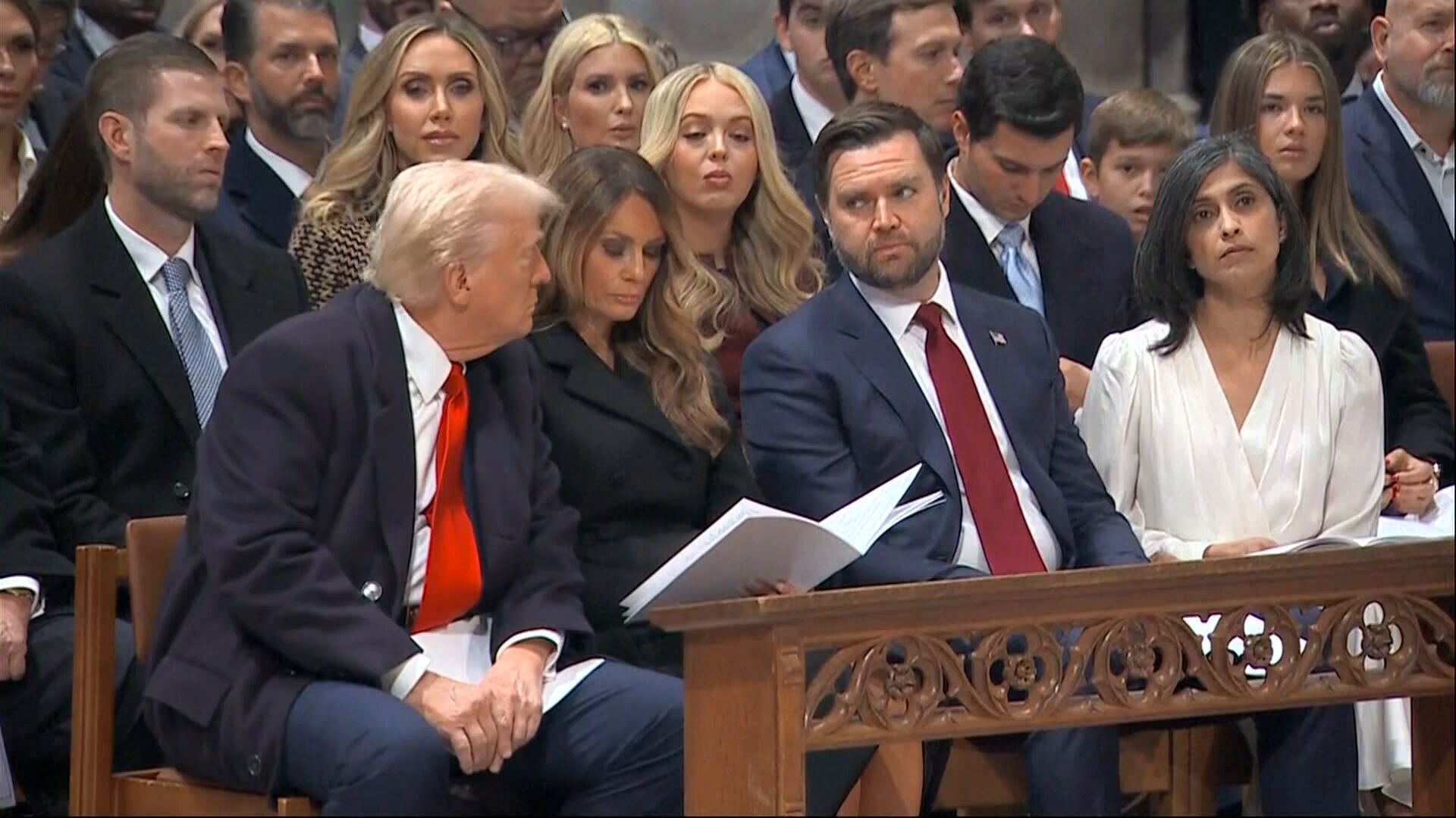 Enero 2025 (22-01-25) El enfado de Trump tras las palabras de una predicadora en la Iglesia: 