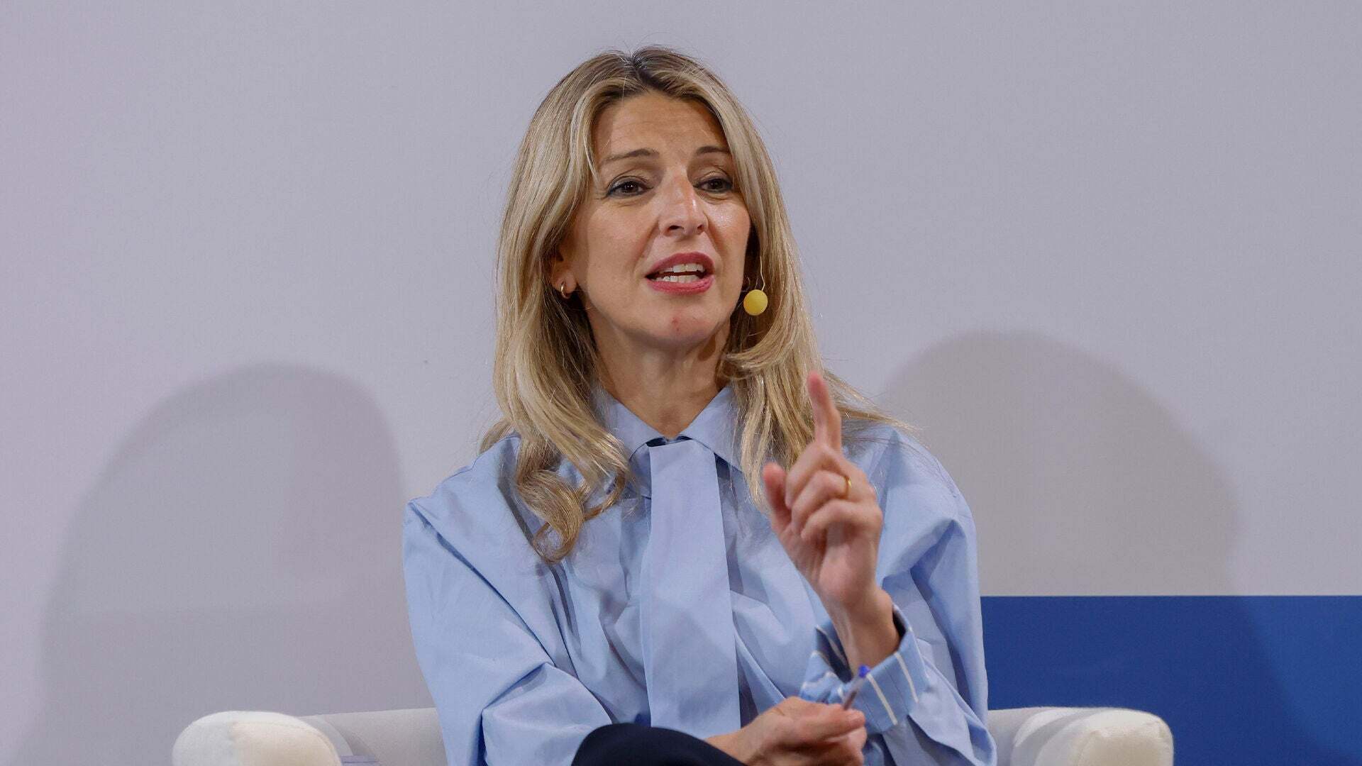 Mayo 2025 (02-05-25) Yolanda Díaz propone devolver al Estado el control total de Red Eléctrica: 