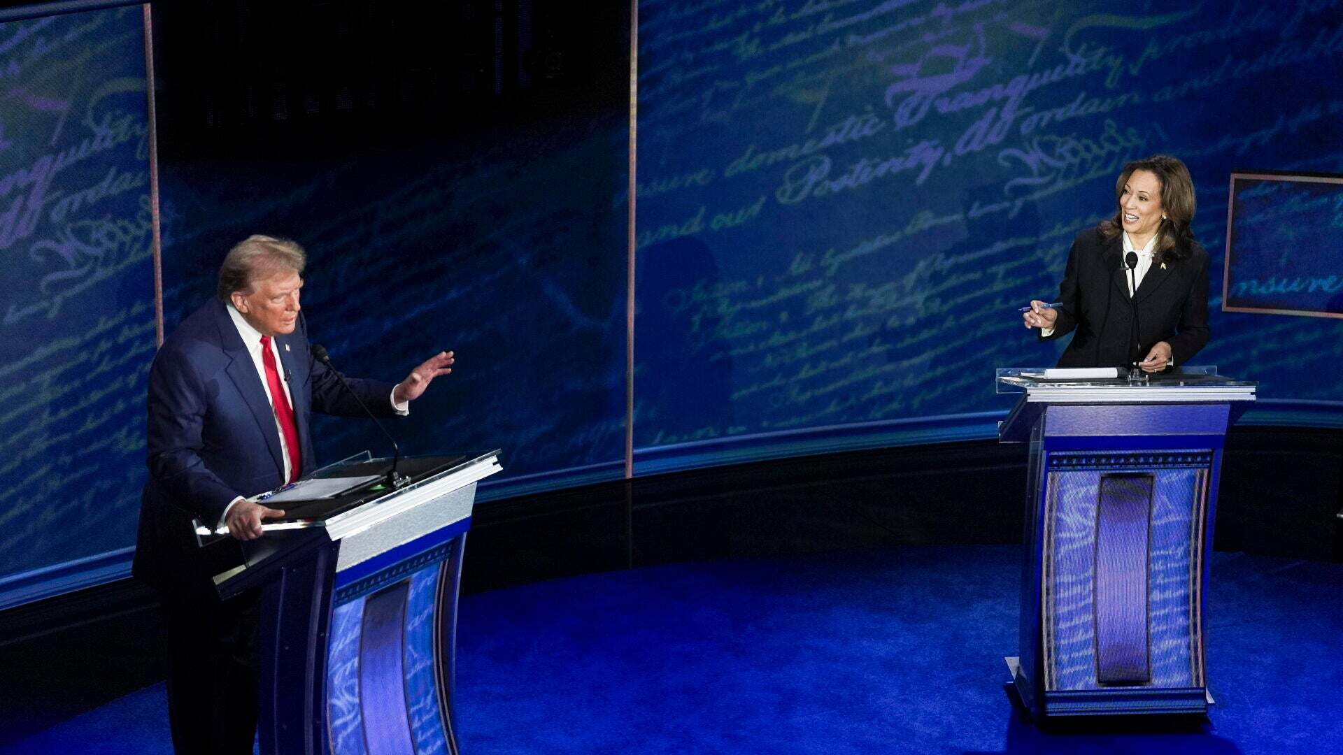 Septiembre 2024 (11-09-24) Kamala Harris pone a la defensiva a Donald Trump en un debate electoral tenso de cara a las elecciones de EE.UU