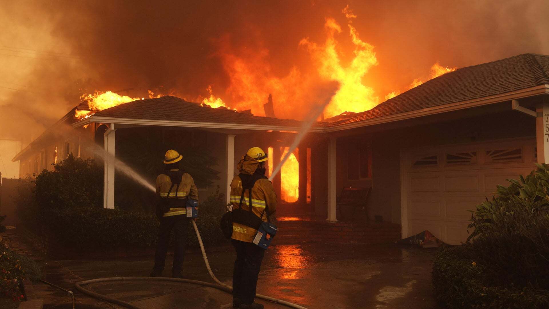 Enero 2025 (12-01-25) Suben a 16 los muertos en los incendios de Los Ángeles