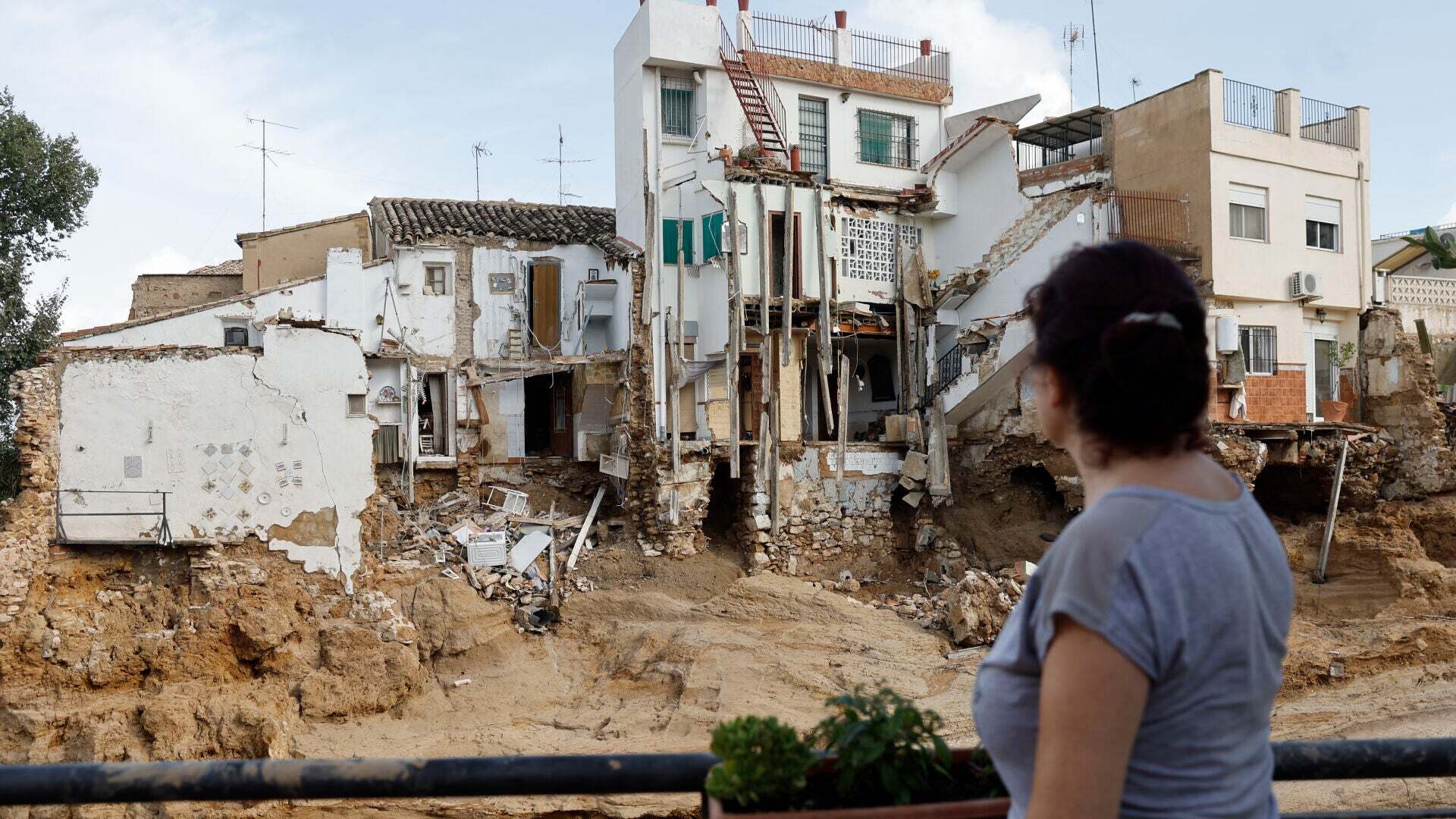 Noviembre 2024 (02-11-24) 19 voluntarios intoxicados por monóxido de carbono en un garaje de Chiva, Valencia