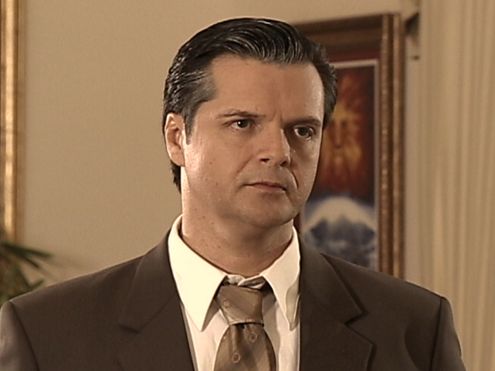 Bajo Las Riendas Del Amor Capitulo 1