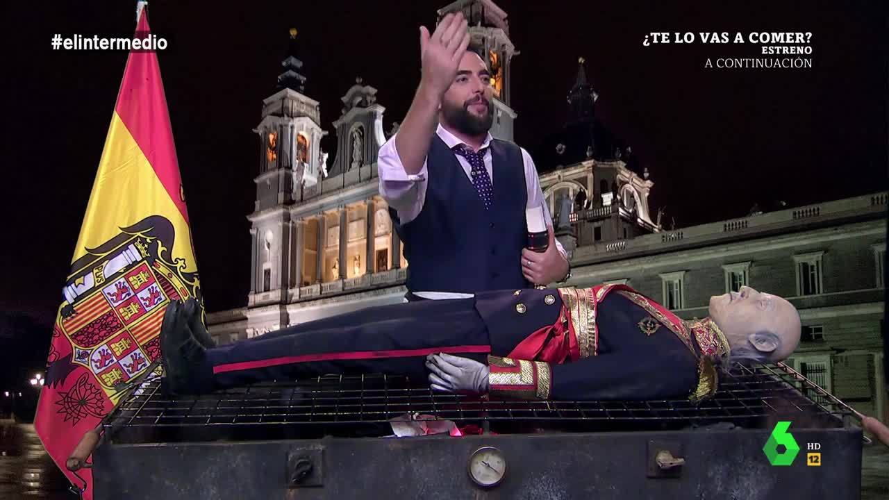 Temporada 13 (17-10-18) El Intermedio incinera en directo a la momia de Franco: 