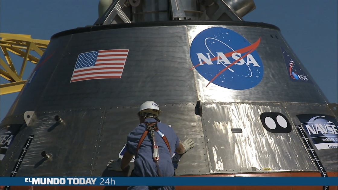 Temporada 1 La NASA lanza un escupitajo al espacio por primera vez en la historia