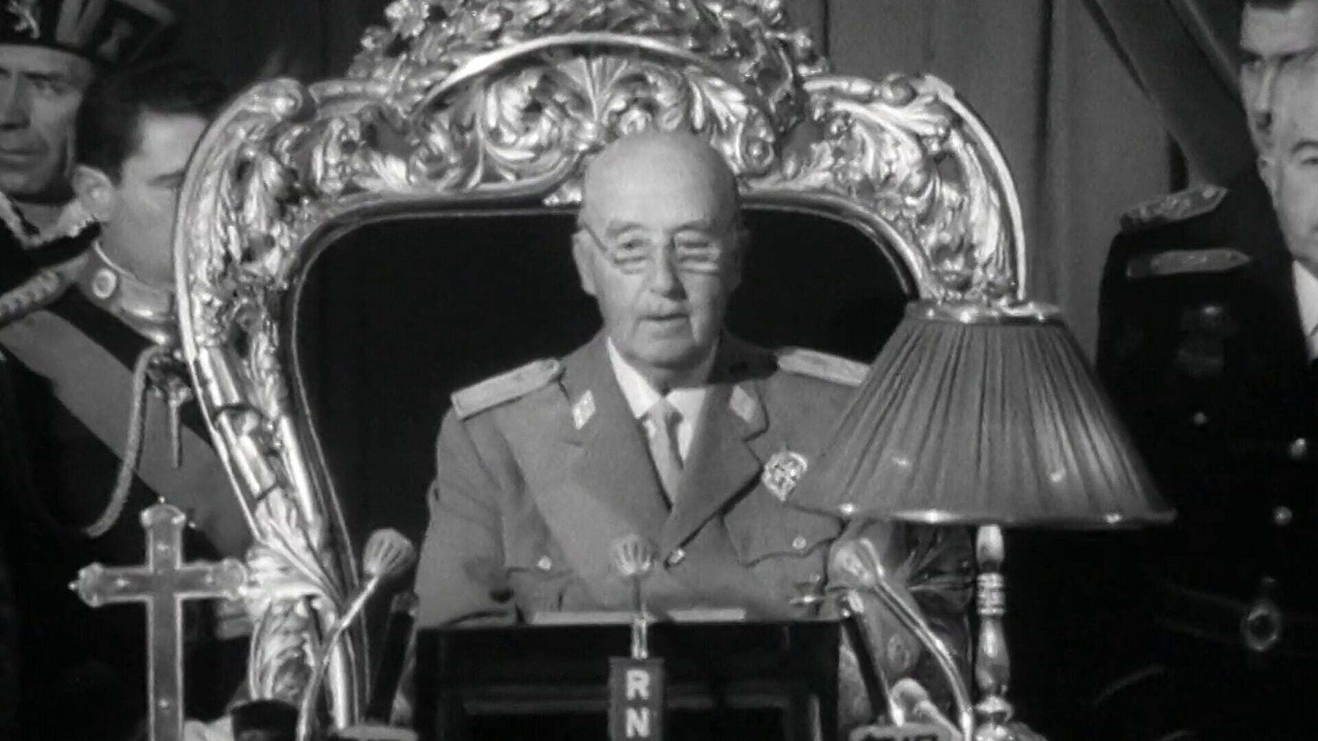 Temporada 12 Columnas de la historia: El juguete represor de Franco