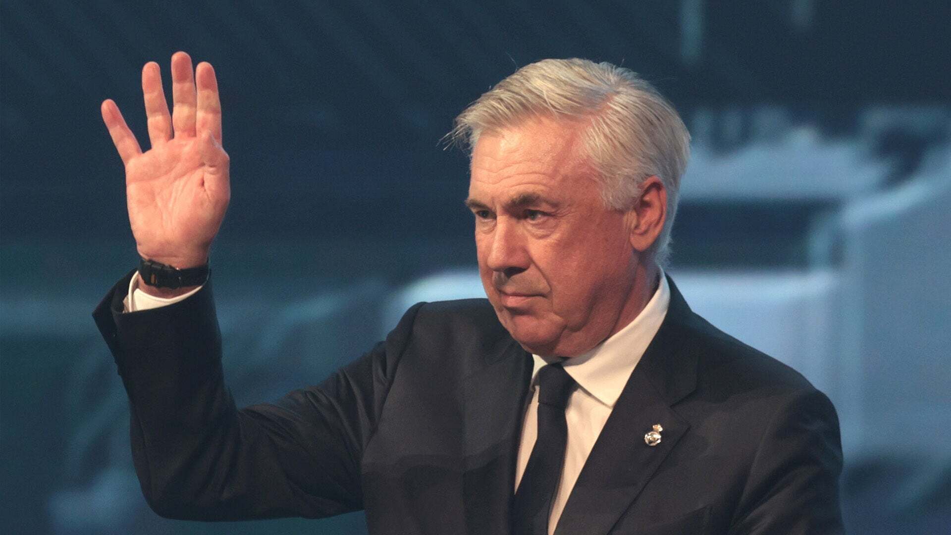 Diciembre 2024 (18-12-24) Carlo Ancelotti hace historia en el Real Madrid: ya es el entrenador con más títulos