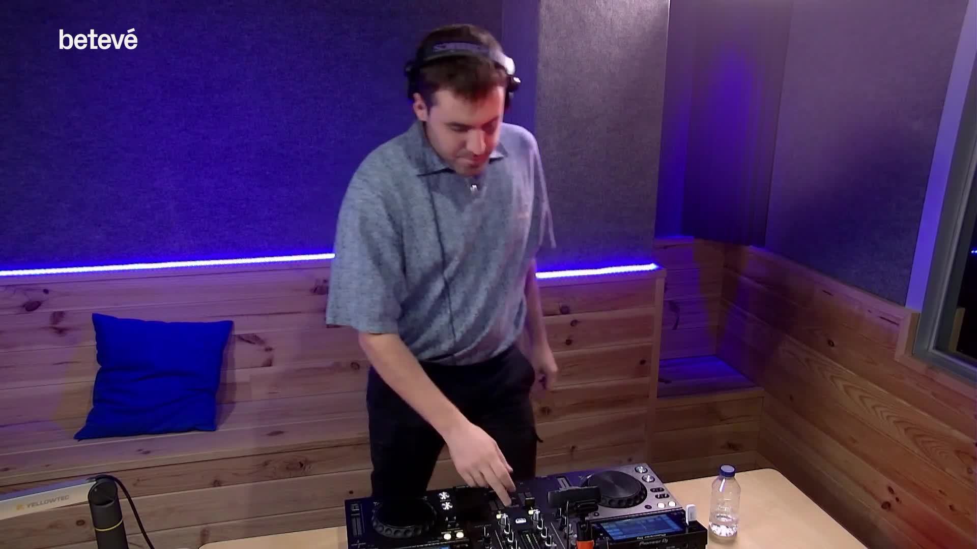 1 de Novembre de 2019 John Heaven protagonitza el ‘DJ Mix’