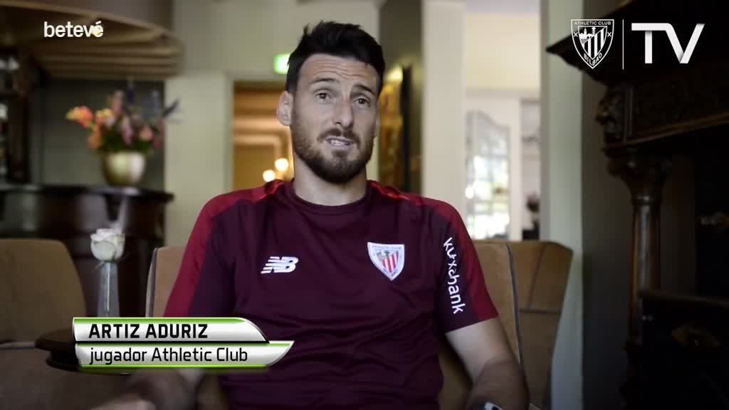 25 de Maig de 2020 Aritz Aduriz penja les botes fregant els 40 anys