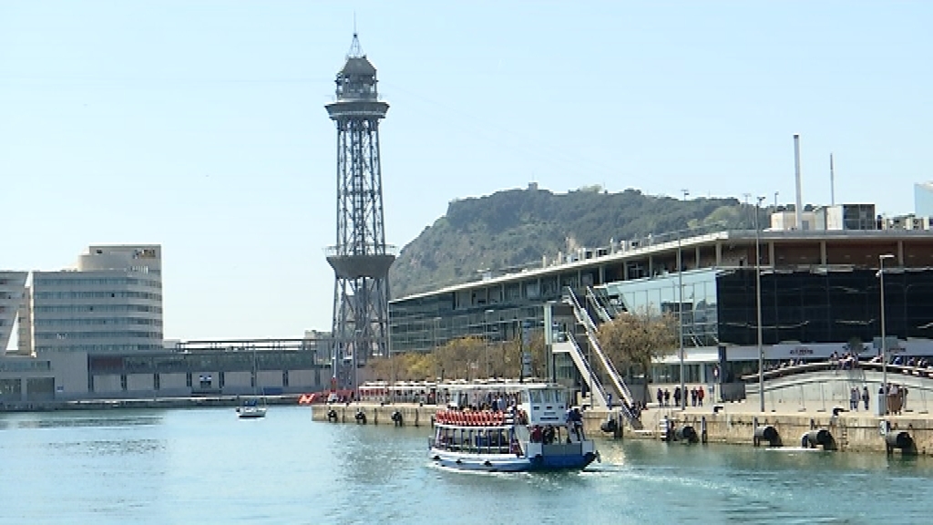 12 d'Octubre de 2017 Les Golondrines, Barcelona des del mar