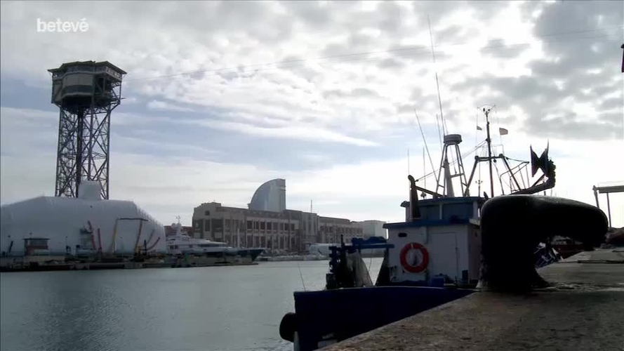 13 de Setembre de 2017 La torre del rellotge que marca el temps de la Barceloneta