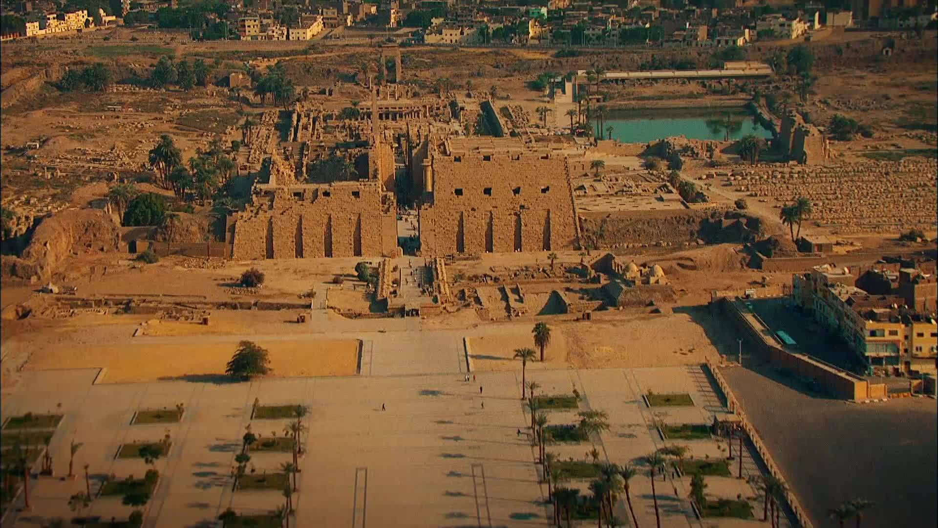 2x04 El misterio del megatemplo de Egipto