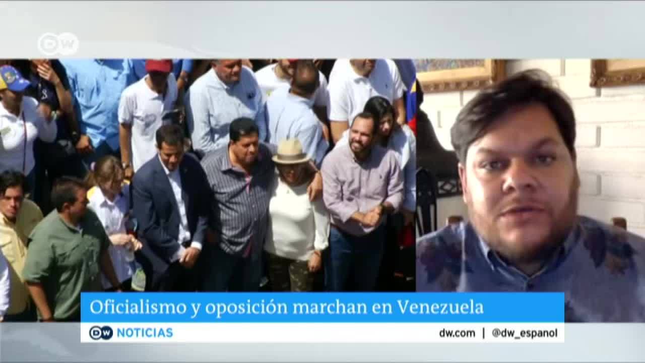 Oficialismo y oposición marchan en Venezuela