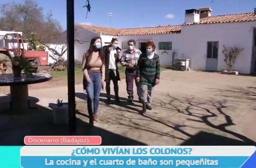 ¿Cómo son las casa de los pueblos de colonos? Visitamos una en Docenario