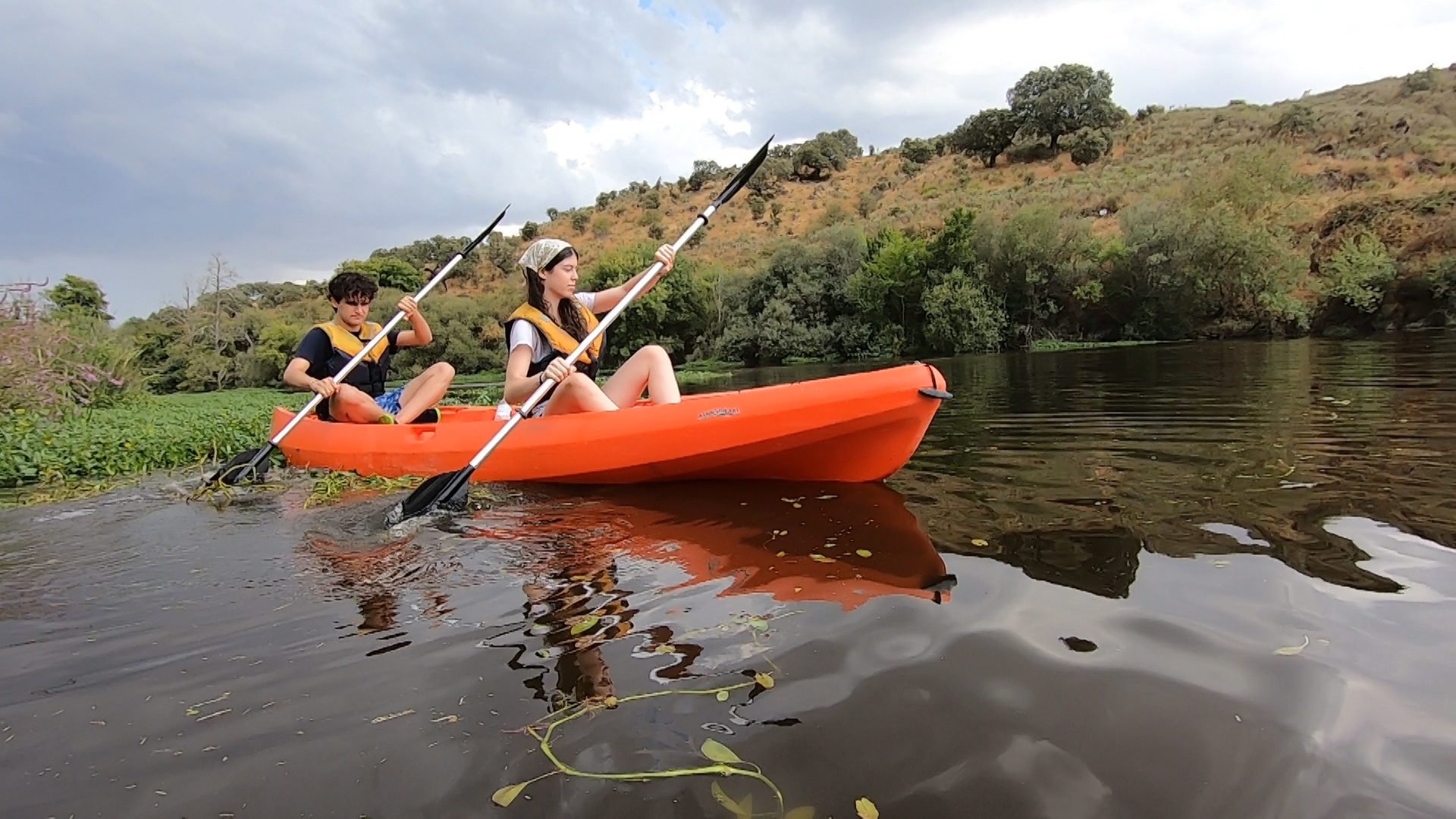 Si te gusta el agua, el deporte y naturaleza, te recomendamos el Descenso del río Alagón