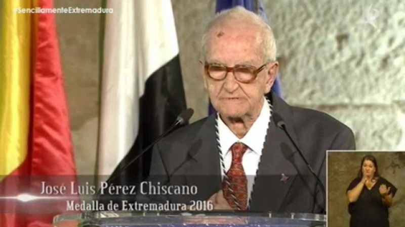 Entrega de la Medalla de Extremadura 2016 a José Luis Pérez Chiscano