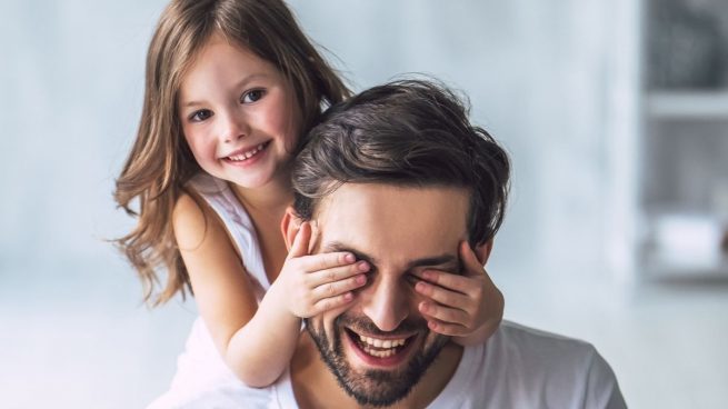 Voté perro y salió niña, pero ahora no podría ser un padre más feliz