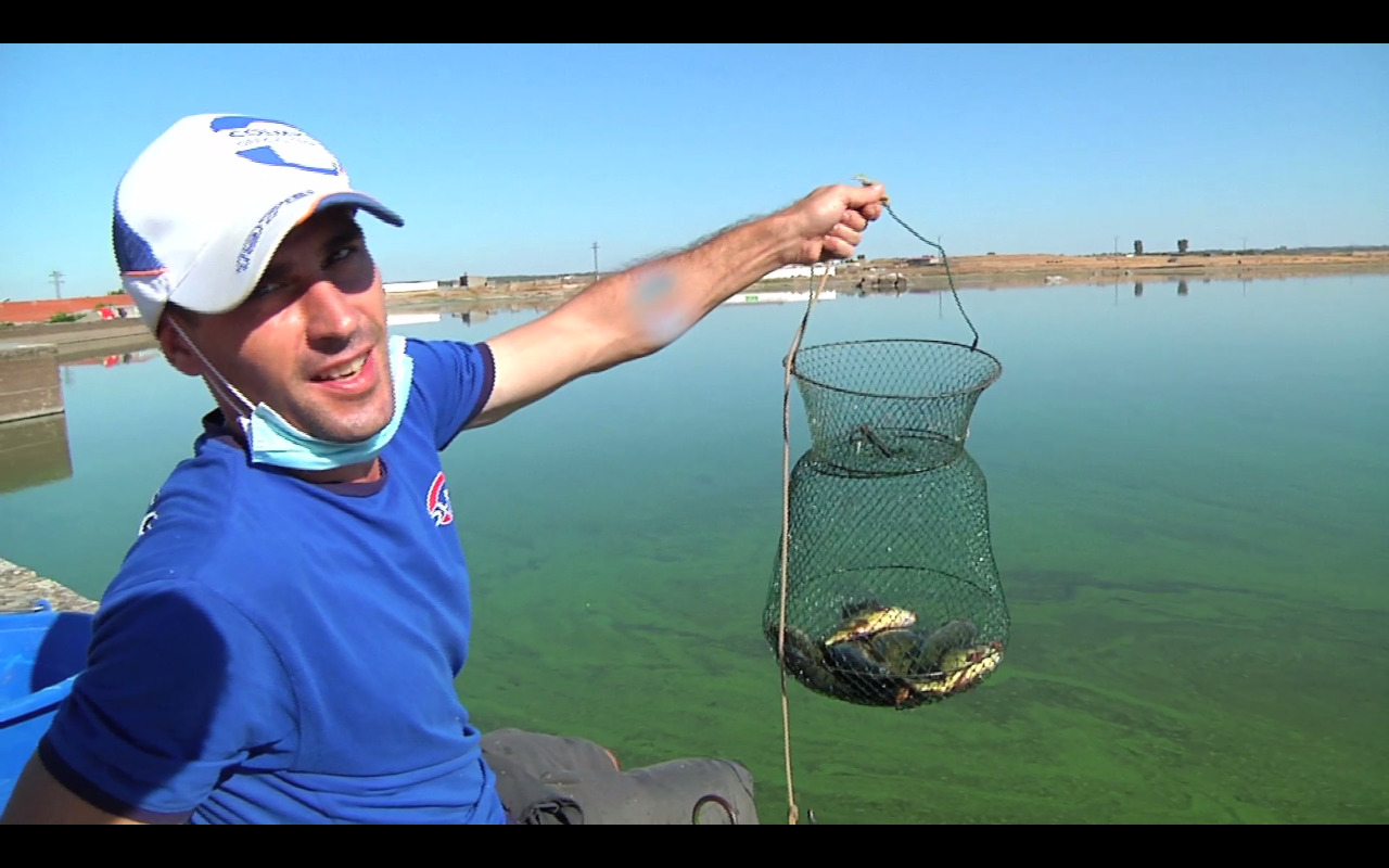 Jornada de pesca a buen ritmo en aguas de Arroyo de la Luz