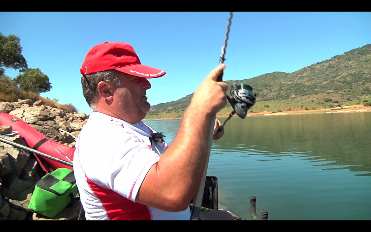 Técnicas para pescar Carpines en el Embalse del Jerte