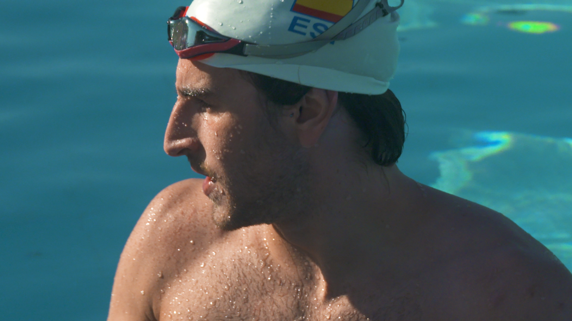 Entrenamos con el nadador placentino César Castro, récord de España en 200m libres