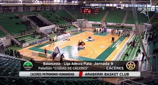 Baloncesto: Cáceres Patrimonio de la Humanidad - Araberri Basket Club (01/12/13)