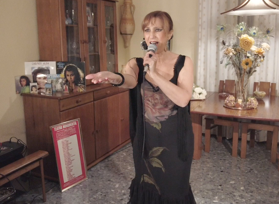 Carmen de Zafra canta para Velaí