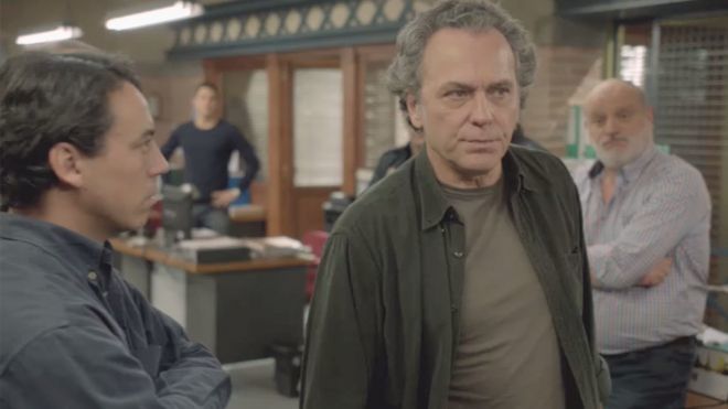 Temporada 1 Capítulo 12 - Líneas paralelas