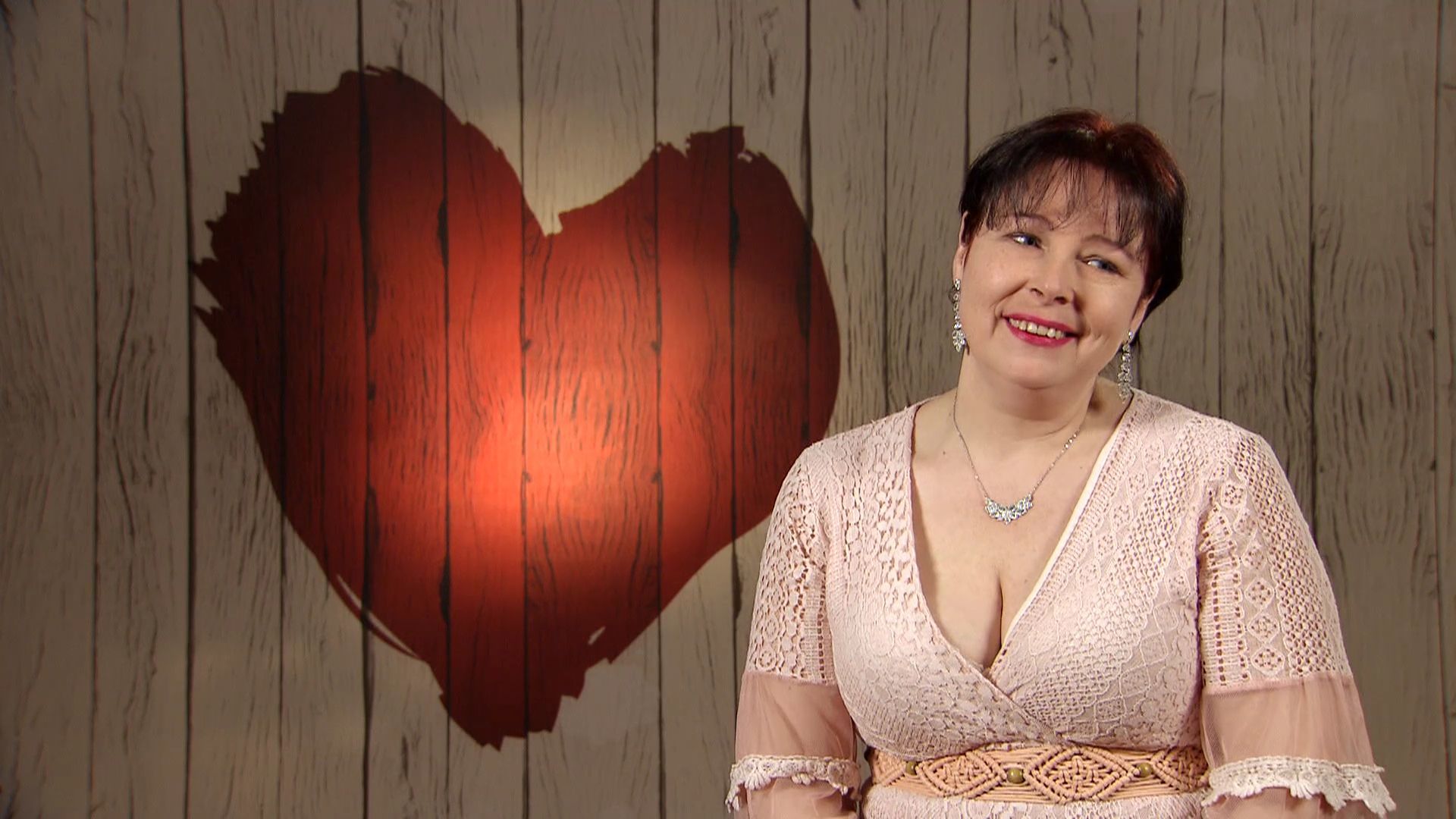 Top Vídeos Alina tiene claro cómo mantener viva la llama del amor: 