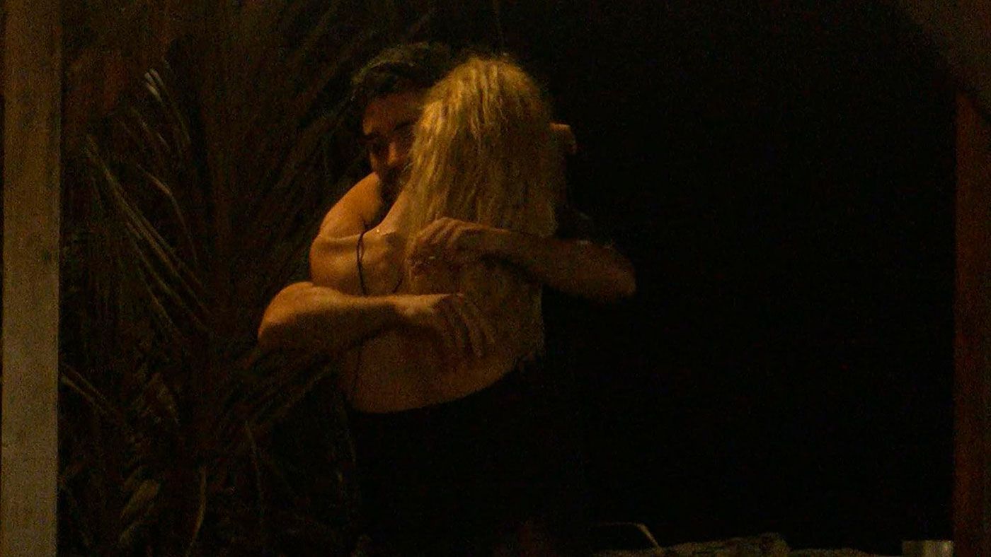 Top Vídeos Vídeo inédito: Adrián y Keyla se reconcilian: 