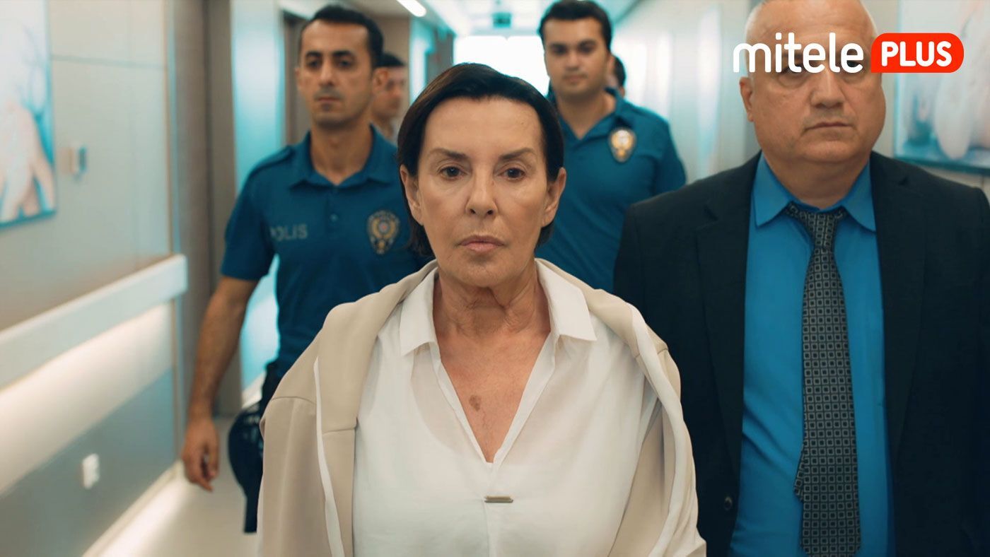 Temporada 1 Capítulo 21 - Queda usted detenida