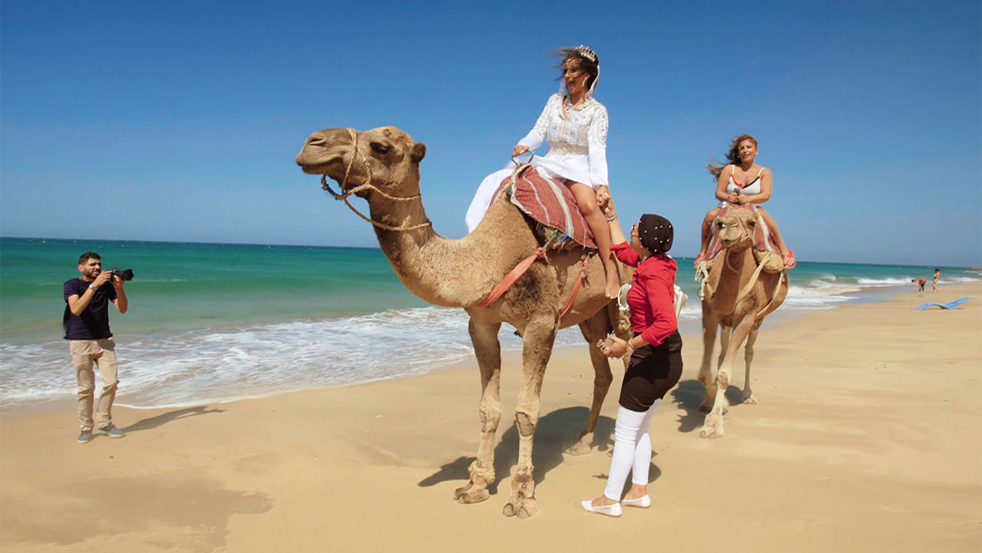 Temporada 5 Programa 38 - Las Salazar en Marruecos: de la brilli-furgo al camello