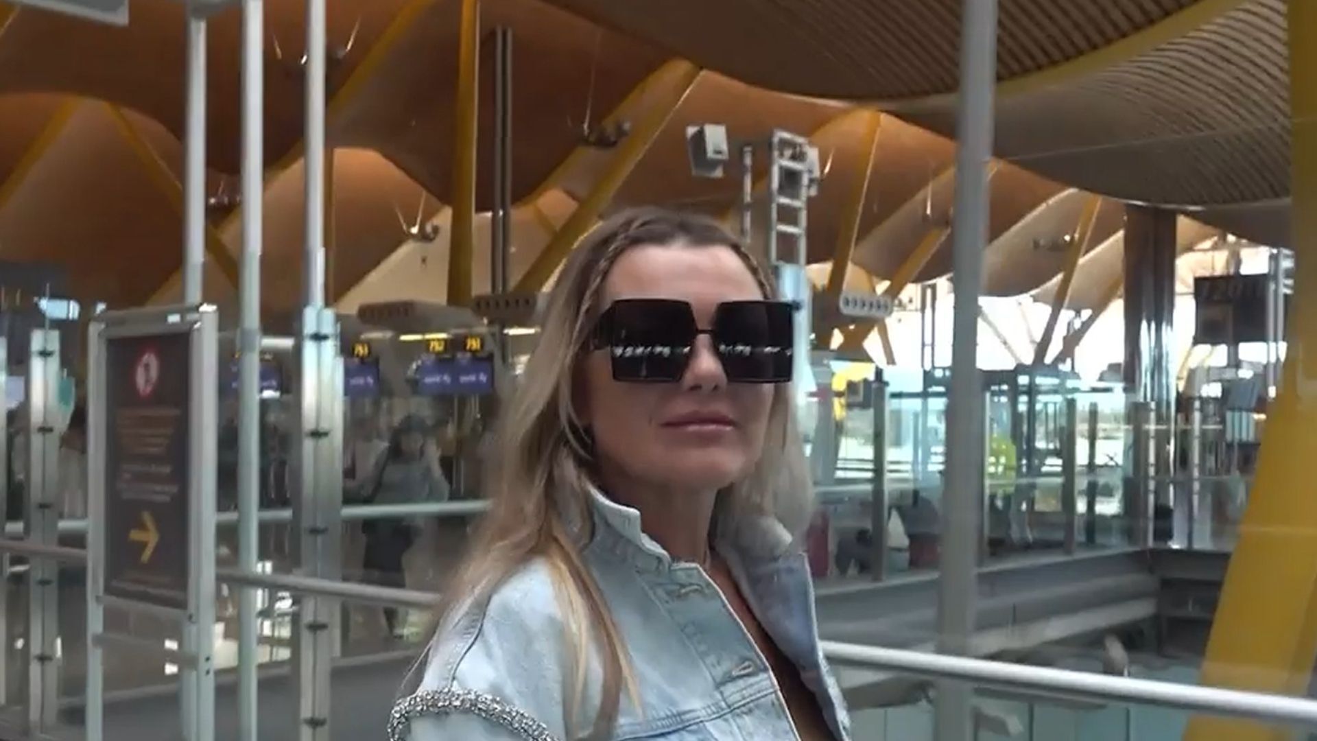 Club Exclusiva | Amaia Montero se habría planteado ''tomar medidas judiciales'' contra Cayetana Guillén Cuervo - Top Vídeos 26/04/2025