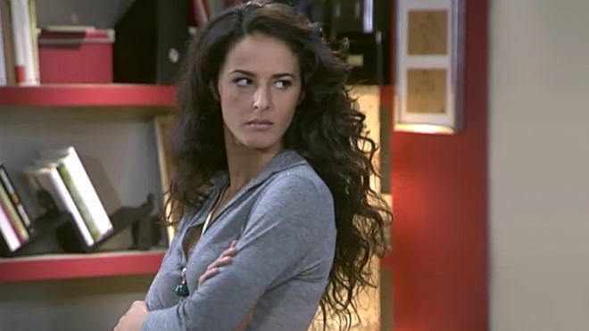 Temporada 2 Capítulo 345 - Álvaro se niega a conceder la entrevista a Estela