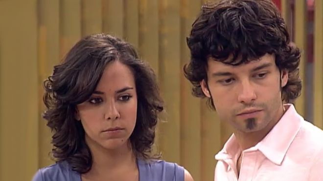 Temporada 3 Capítulo 754 - Chali sustituye a Tania en el anuncio de chicles