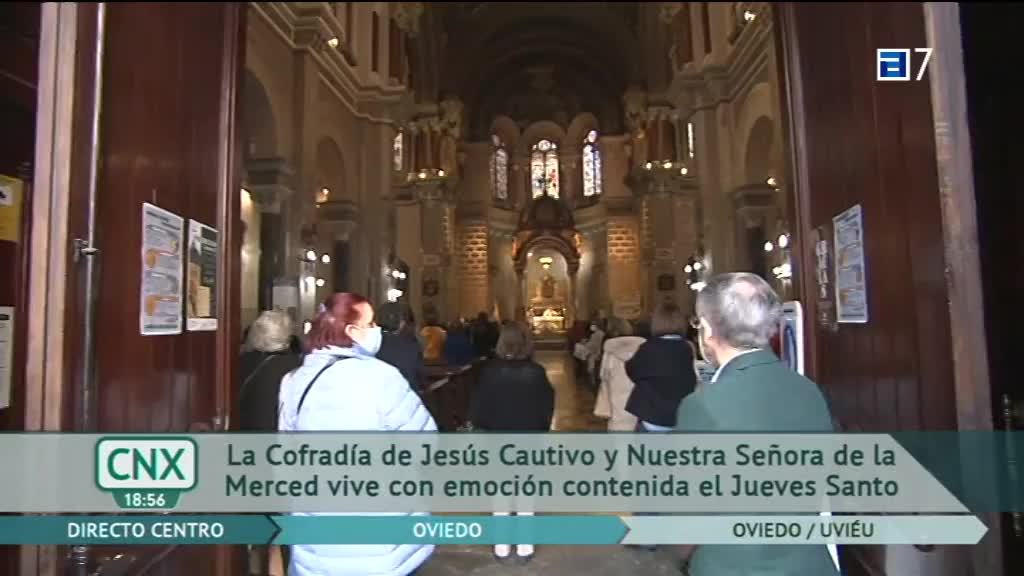 Emoción contenida en Jueves Santo (Jueves, 01-04-2021)