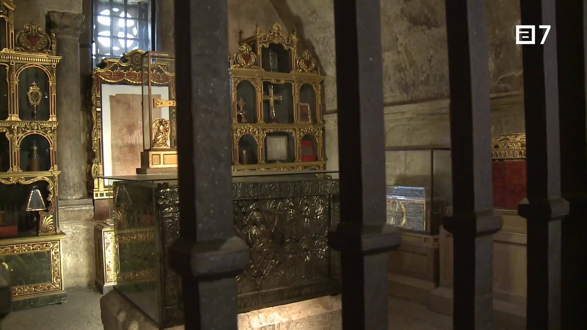 Dimensión recursiva del tesoro de la Catedral de Oviedo: supervivencia y recontextualización de sus reliquias (s. XI-XVIII  (Sábado, 17-02-2024)
