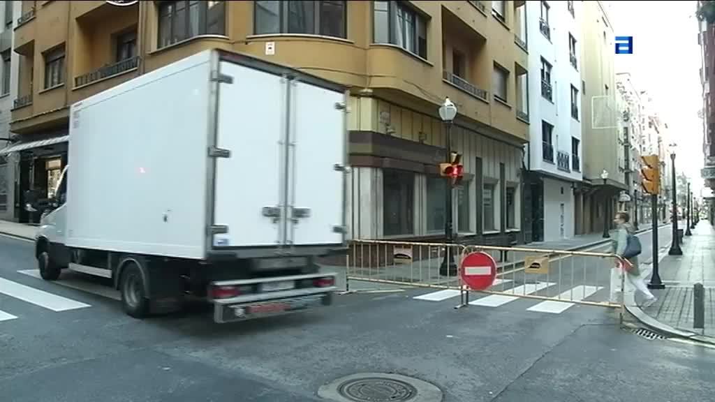 Edificios singulares en Cangas de Onís (Martes, 26-10-2021)
