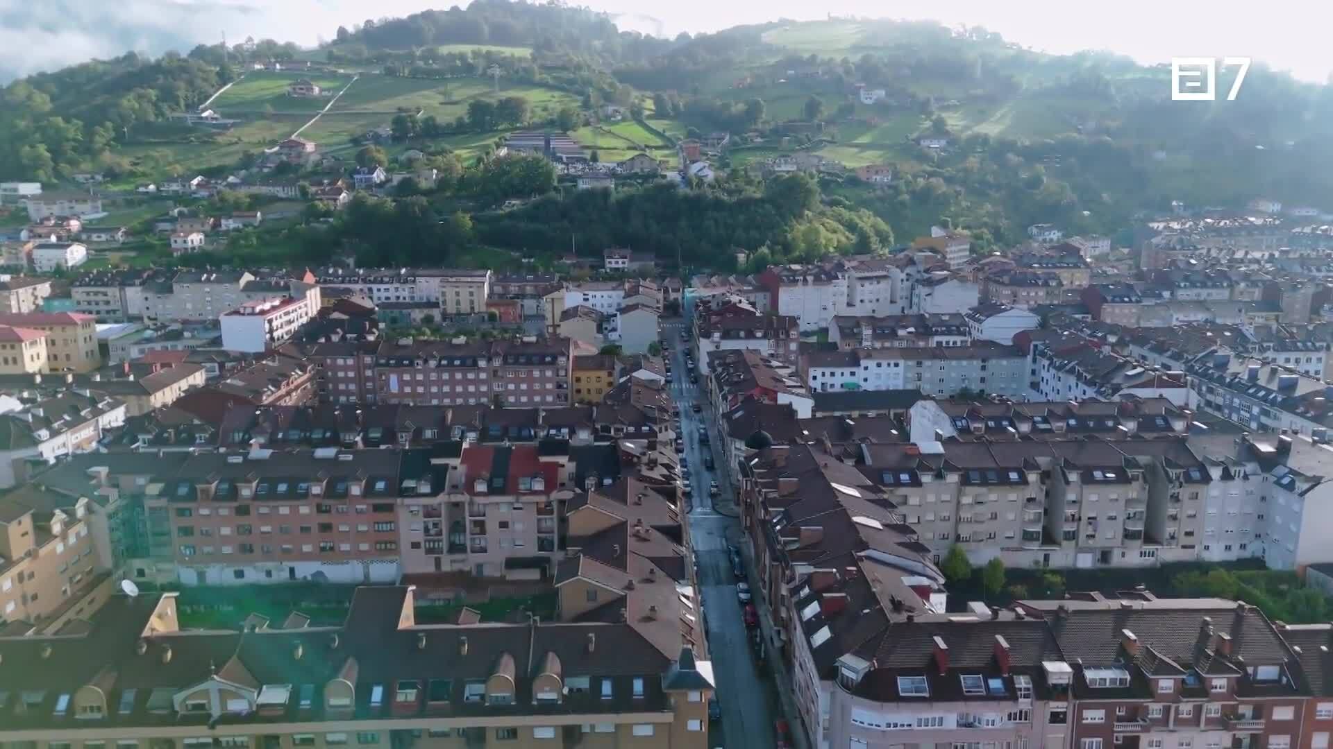 'Adrián Cisneros ECOFISIO SALUD Pola de Laviana' y 'erardo Fundación Vital Educación ambiental Yernes y Tameza' (Miércoles, 20-11-2024)