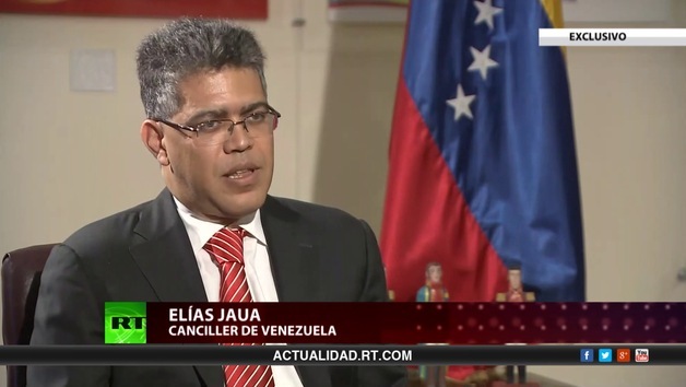 2013-08-06 - Detrás de la noticia: Entrevista con Elías Jaua