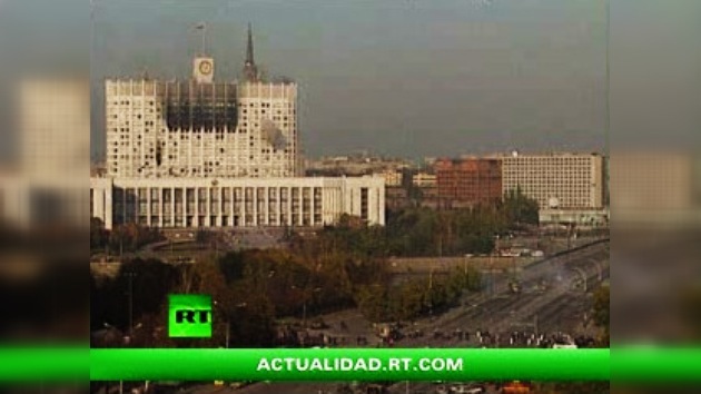 2010-10-02 - PARLAMENTO NACIDO ENTRE PUGNAS