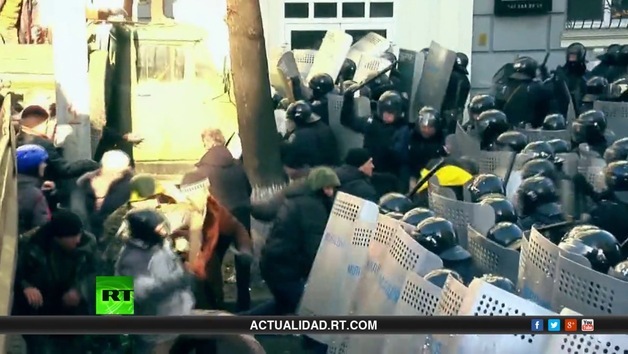 2014-03-08 - Crimea: Los de Maidán, ¡no pasarán!