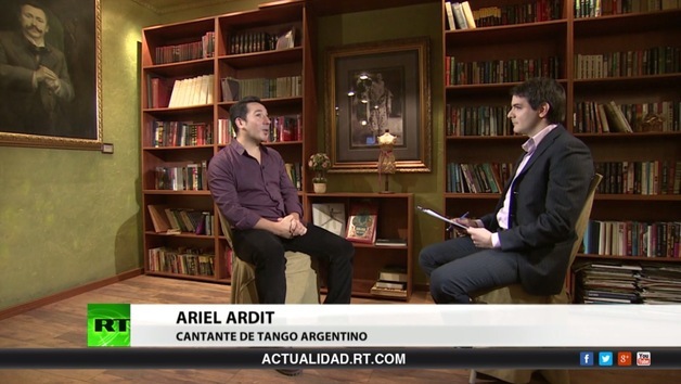 2013-06-08 - Entrevista con Ariel Ardit, cantante de tango argentino