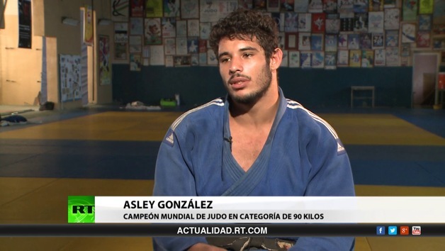 2013-11-11 - Entrevista con Asley González, judoca cubano