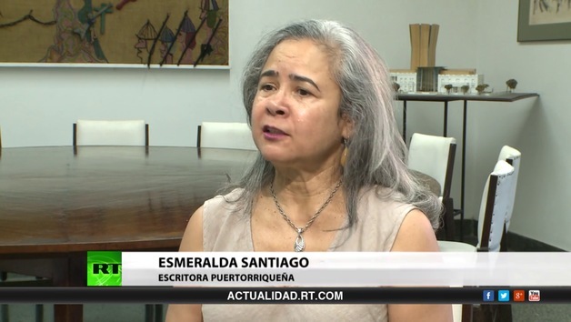 2013-11-19 - Entrevista con Esmeralda Santiago, escritora puertorriqueña