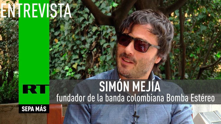 2015-05-19 - Entrevista con Simón Mejía, fundador de la banda colombiana Bomba Estéreo