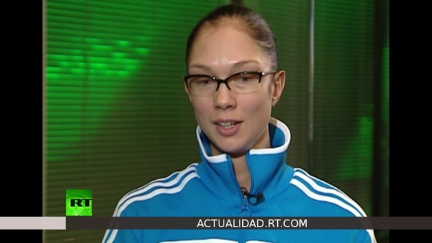 con Yekaterina Gámova, voleibolista rusa