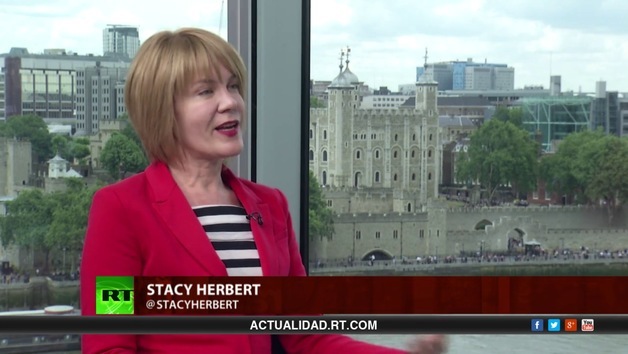 2014-07-10 - Keiser Report en español: ‘Simular hasta conseguirlo’ (E625)