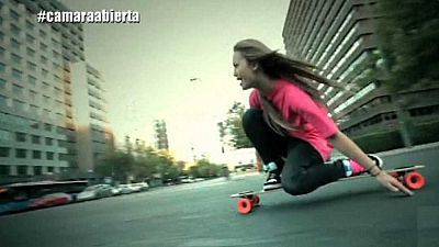 2.0 - Longboard Girl Crew,  Tía Alia Recetas y Roberto Álvarez en 1minutoCOM - 27/06/15